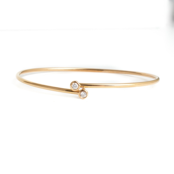 18ct Yellow Gold Diamond Set Bangle