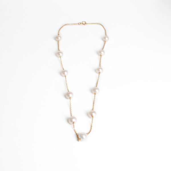 18ct Cultured Pearl Necklace