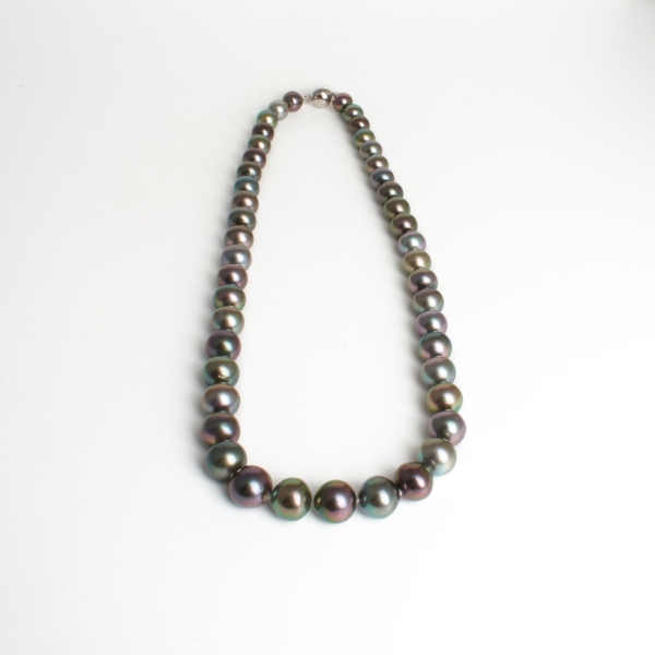 18ct White Gold Tahitian Pearl Necklace