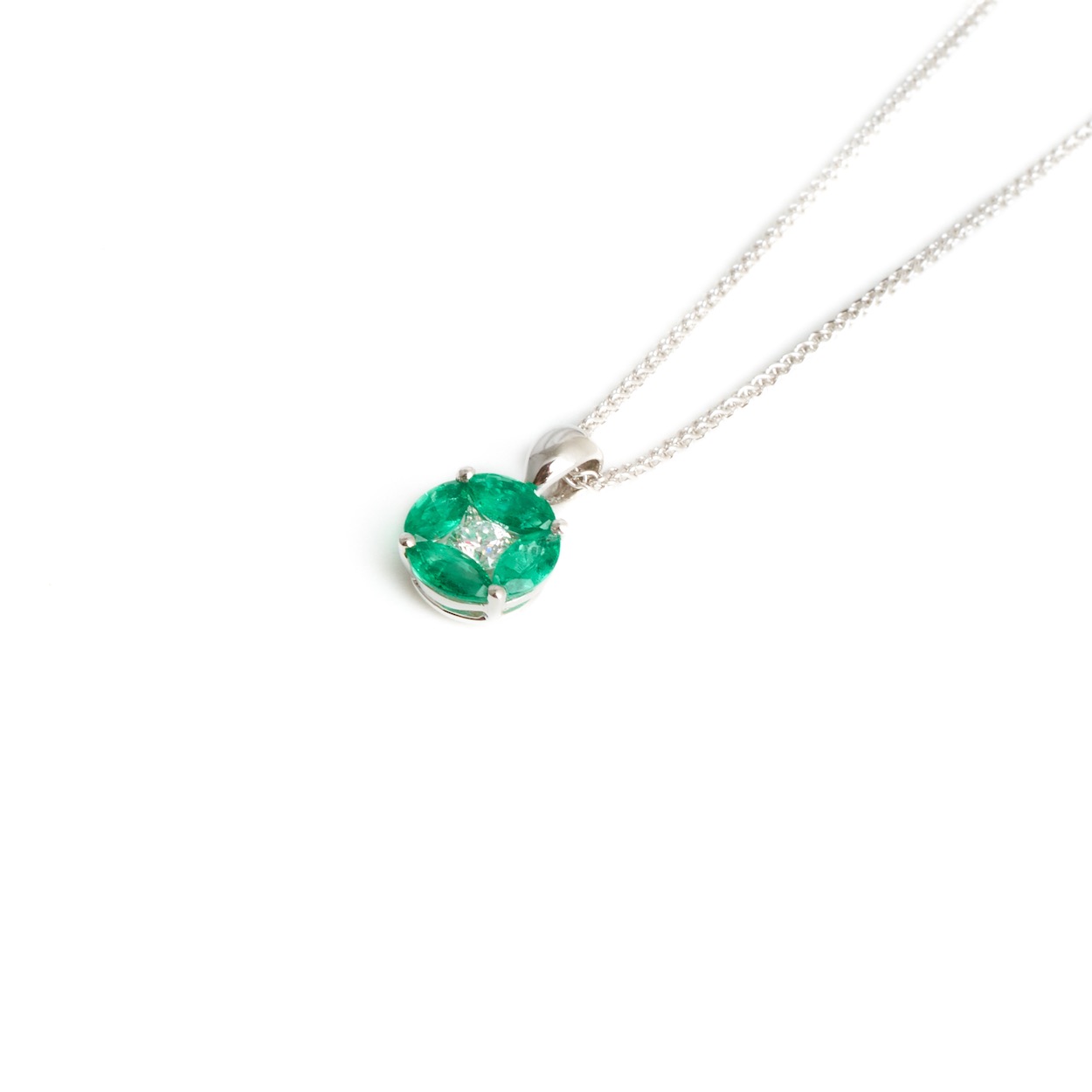 18ct White Gold Emerald & Diamond Pendant - FJ Zelley