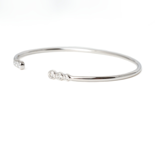 18ct White Gold Diamond Torque Bangle - Image 2