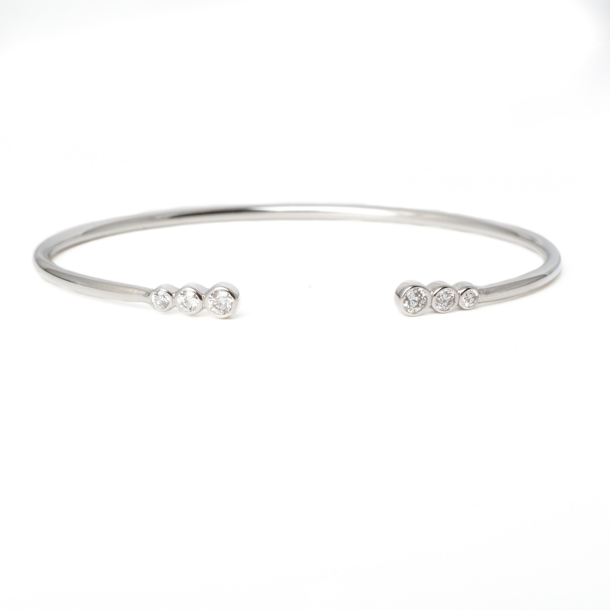 18ct White Gold Diamond Torque Bangle - FJ Zelley