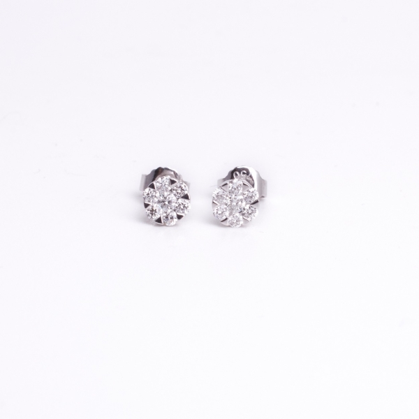 18ct White Gold Diamond Cluster Earrings