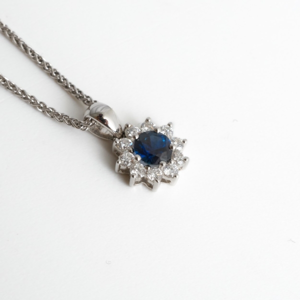 18ct White Gold Sapphire & Diamond Cluster Pendant