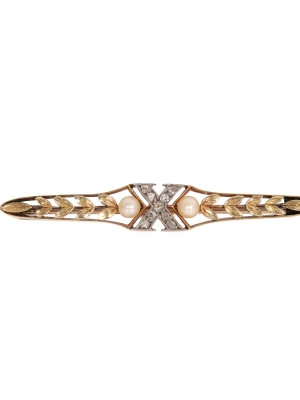 Pre Owned 14ct Diamond & Pearl Set X Leaf Brooch