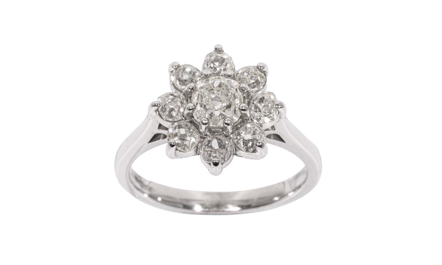 Pre Owned 18ct White Gold Diamond Cluster Ring