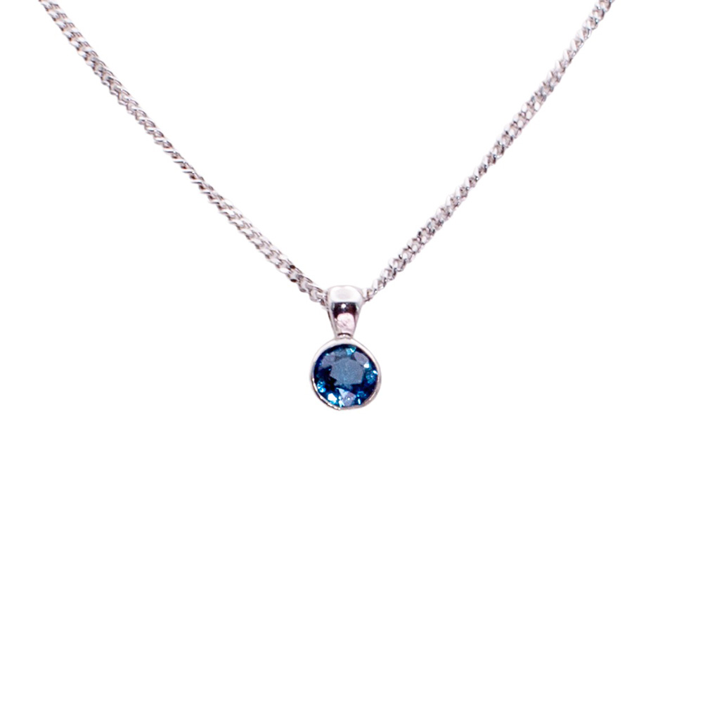 Pre Owned Blue Topaz Pendant